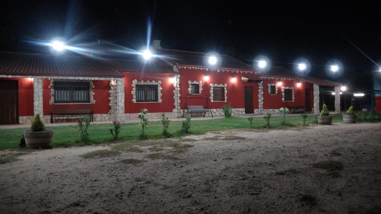 Finca Entrevinedos De Bodegas Marcos Peñafiel Exterior foto
