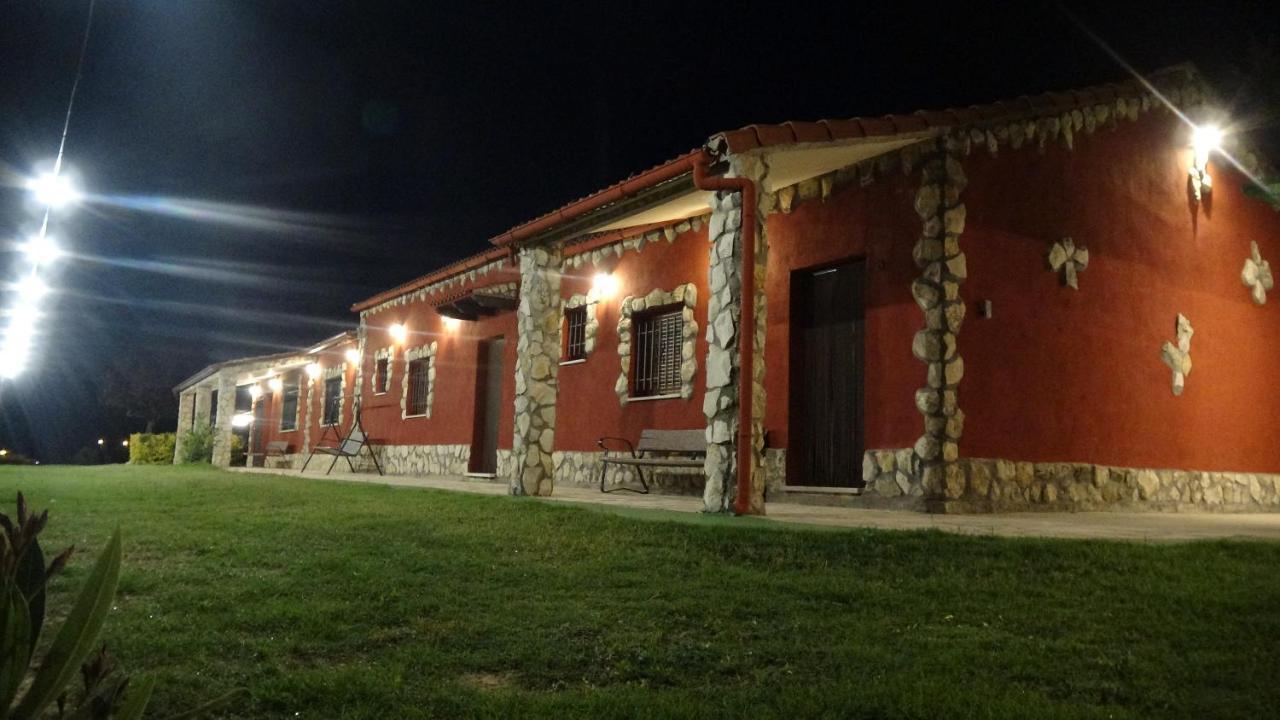 Finca Entrevinedos De Bodegas Marcos Peñafiel Exterior foto