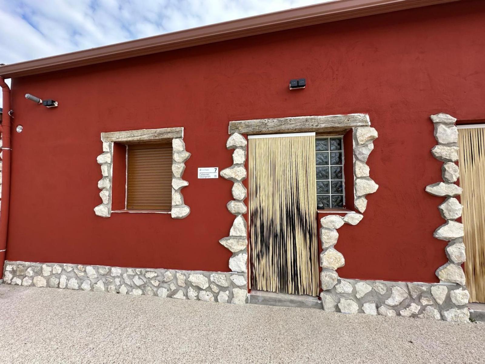 Finca Entrevinedos De Bodegas Marcos Peñafiel Exterior foto