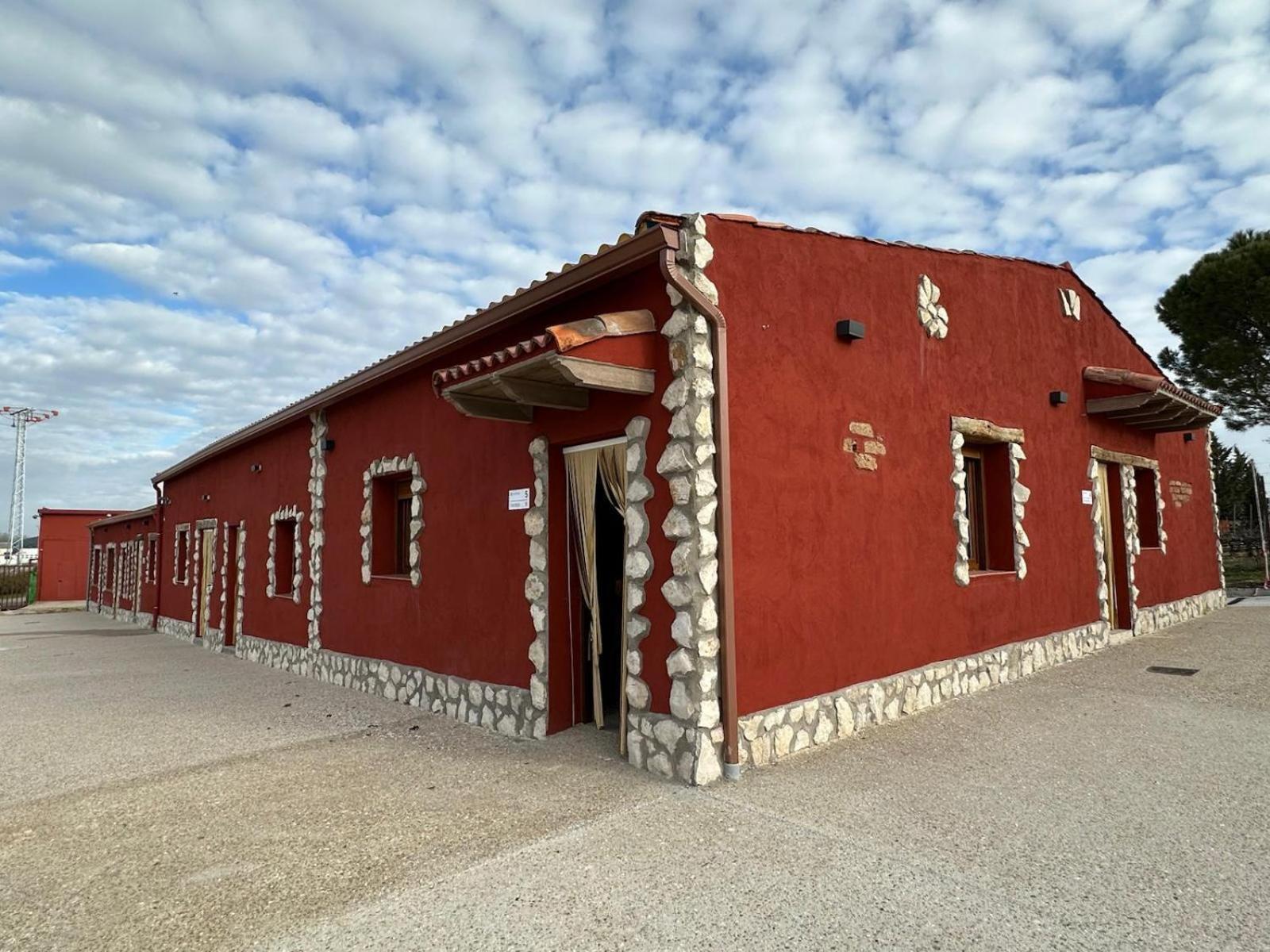 Finca Entrevinedos De Bodegas Marcos Peñafiel Exterior foto